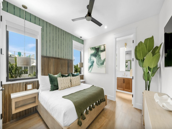 Luxury Lido Key Vacation Rental  Sarasota Beachfront Home with Rooftop Deck & Pool